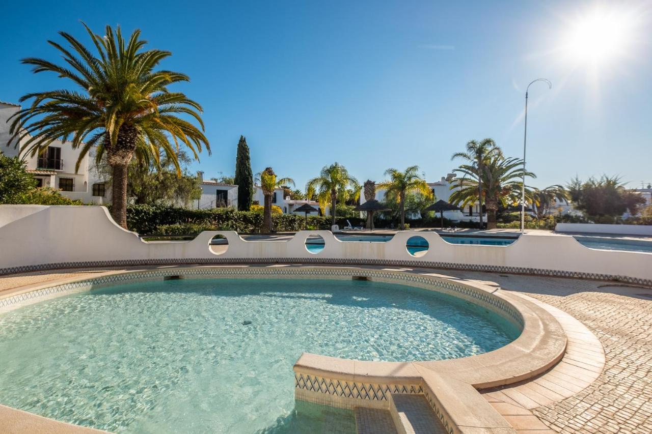 Beach Praia - Sleep 5 - Pool - Free Wi-Fi - Air Con 阿尔布费拉 外观 照片